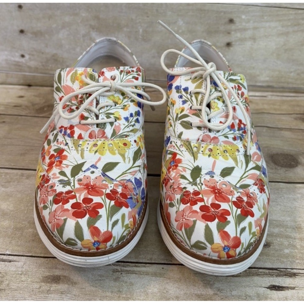 Cole Haan Womens Size 8 Grand Floral Wingtip Oxfords White Comfort Shoes